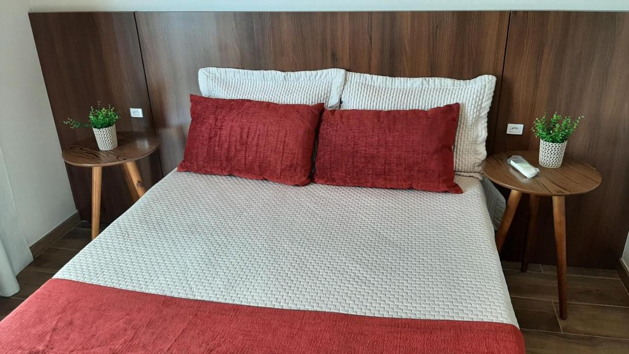 Excelente Sobrado Confortavel No Centro De Tijucas Proximo As Praias ภายนอก รูปภาพ