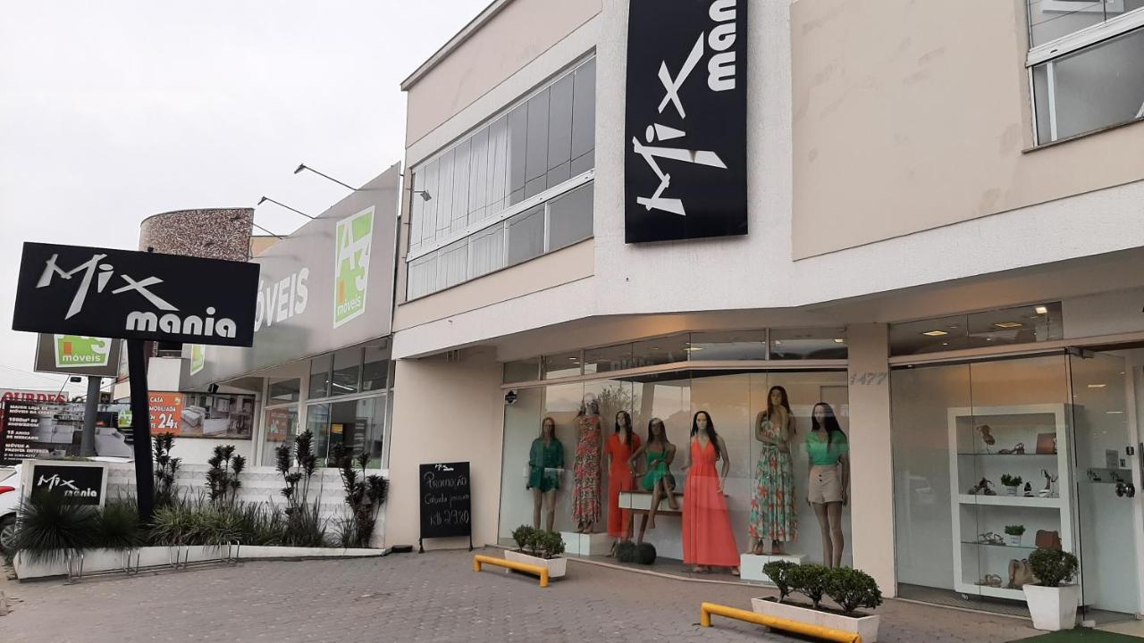 Excelente Sobrado Confortavel No Centro De Tijucas Proximo As Praias ภายนอก รูปภาพ