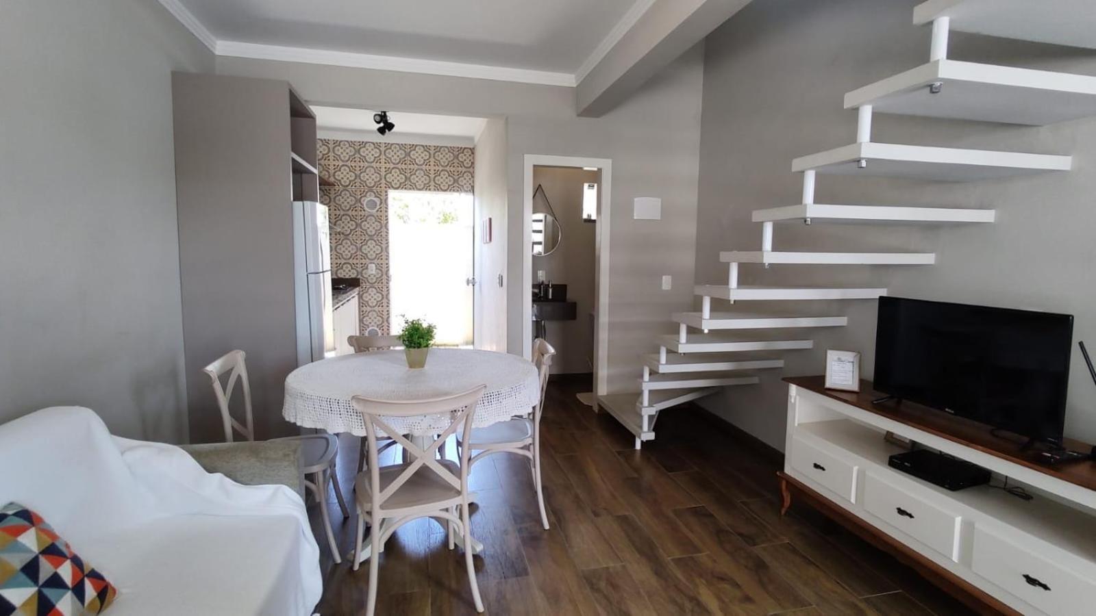 Excelente Sobrado Confortavel No Centro De Tijucas Proximo As Praias ภายนอก รูปภาพ